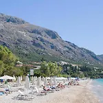 Villa Mayroula