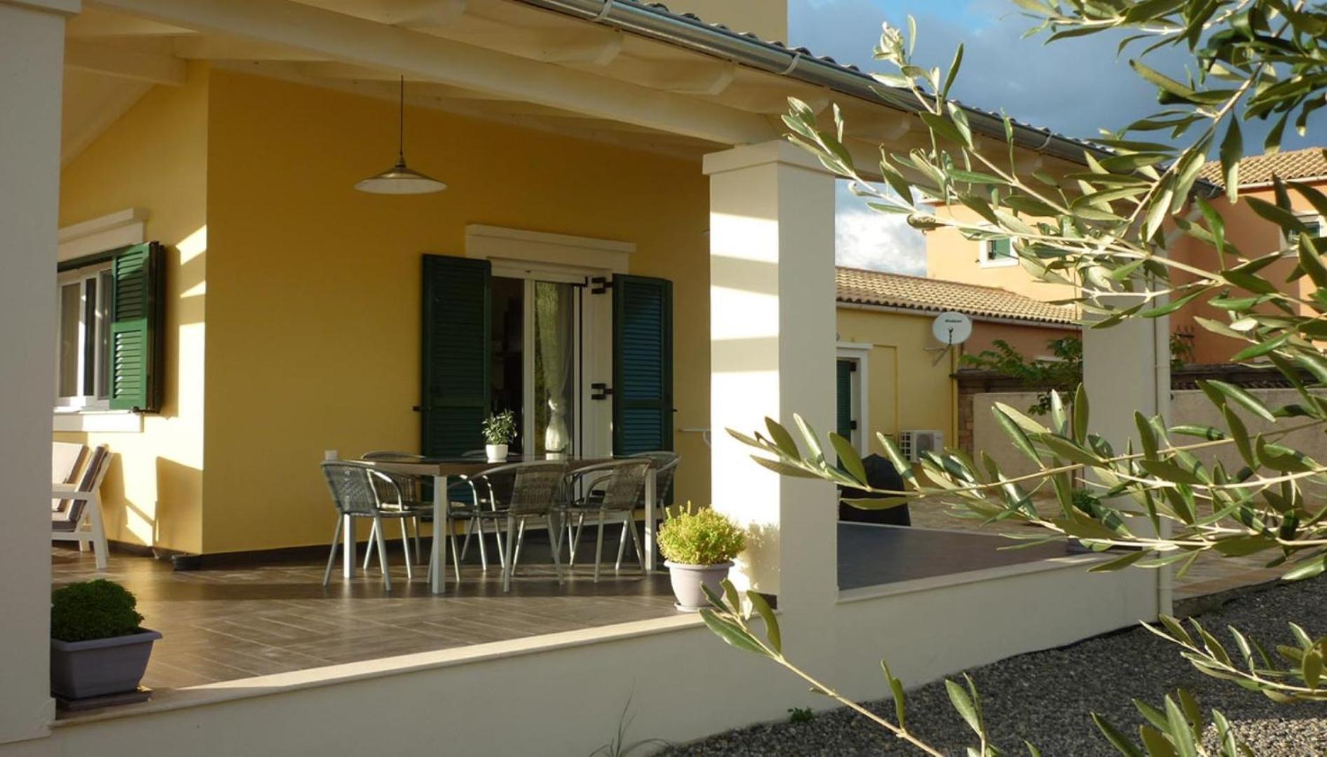 Mayroula Villa